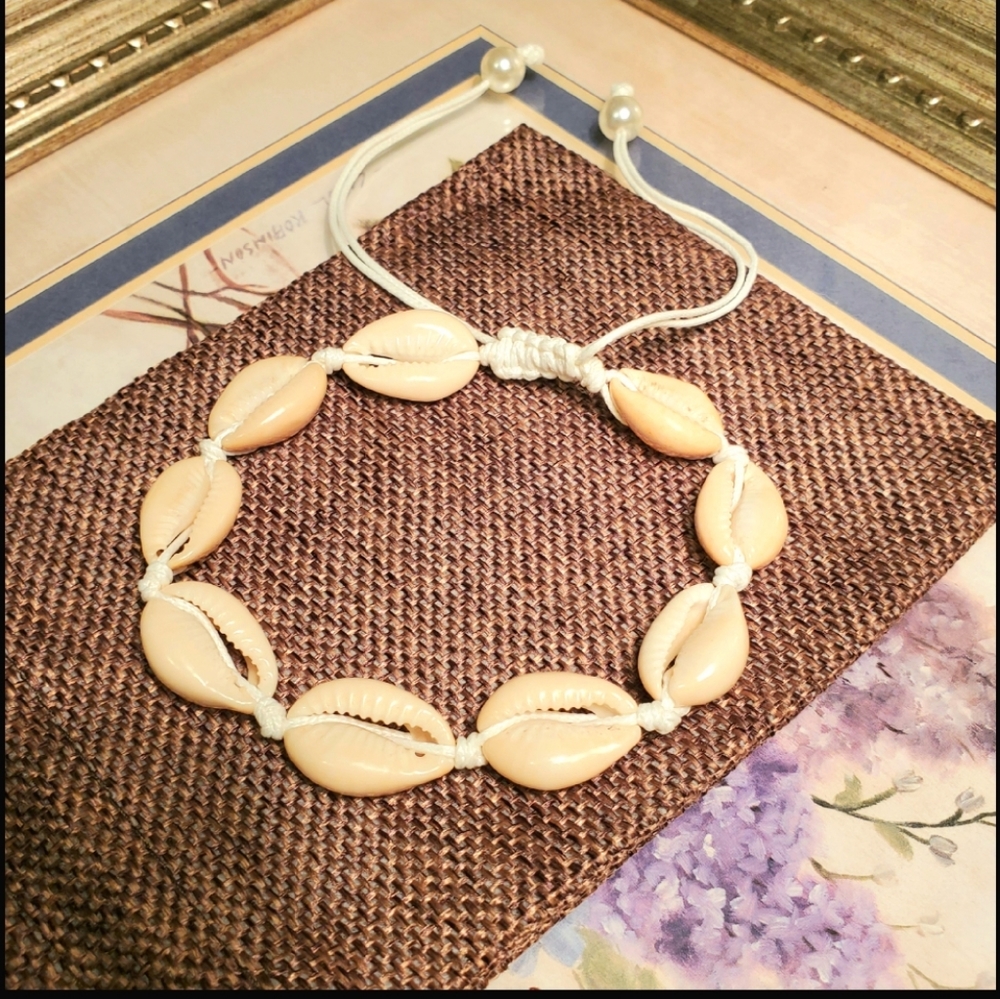 C3:2 NEW Shell Adjustable Anklet - Picture 3 of 4